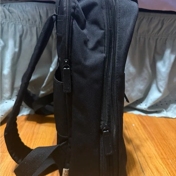 BEIS Expandable Backpack - Picture 2 of 2